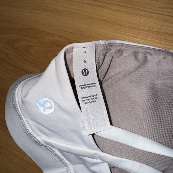 Brand New Lulu Lemon Energy Sports Bra - Picture 5 of 5